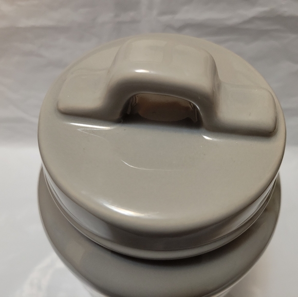 Rae Dunn OATS Canister Gray with Black Lettering NWOT - Picture 2 of 4